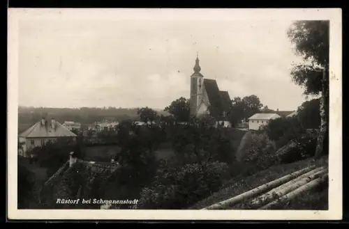 AK Rüstorf bei Schwanenstadt, Panorama mit Kirche