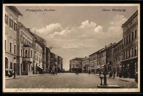 AK Mattighofen /Ob.-Oest., Oberer Marktplatz