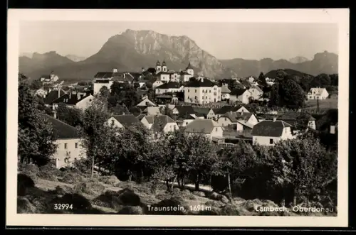 AK Lambach /Oberdonau, Ortsansicht mit Traunstein