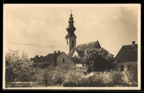 AK Gunskirchen /O.Ö., Kirche und Ortsansicht