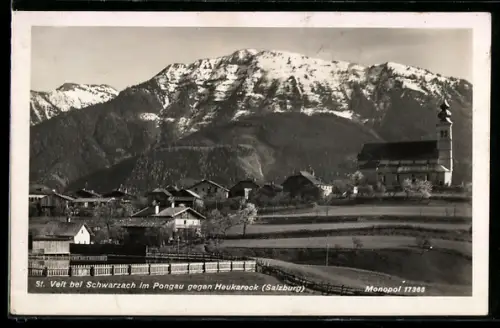 AK St. Veit bei Schwarzach im Pongau, Dorf mit Kirche, Bergpanorama gegen Heukareck