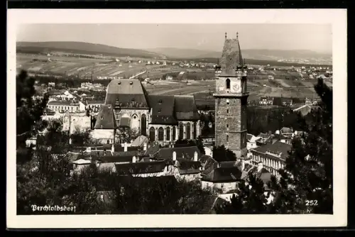 AK Perchtoldsdorf, Panorama mit Kirche und Turm