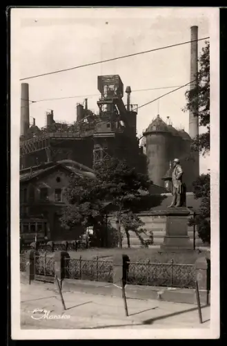 AK Neunkirchen /Saar, Stumm-Denkmal