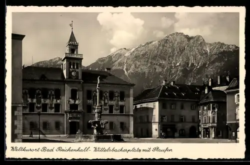 AK Bad Reichenhall, Wittelsbacherplatz mit Rathaus und Brunnen