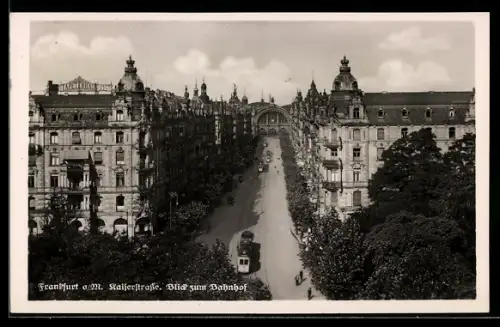 AK Frankfurt a. M., Kaiserstrasse, Blick zum Bahnhof