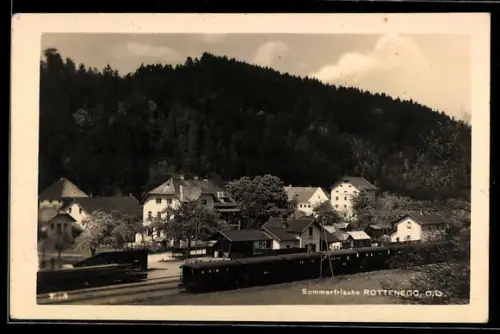 AK St. Gotthard im Mühlkreis, Rottenegg, Teilansicht des Ortes mit Bahnhof