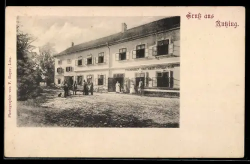 AK Hörsching /O.-Oe., Rutzing, Steinhuber`s Gasthaus mit Anwohnern, K. k. Tabak-Trafik