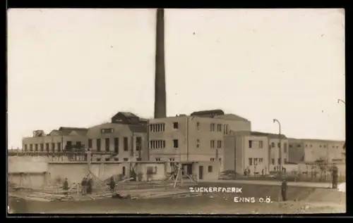 Foto-AK Enns /O. Ö., Blick auf die Zuckerfabrik