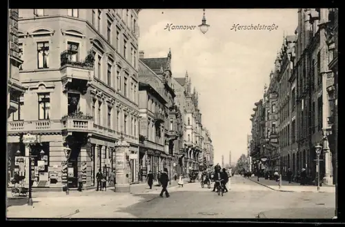 AK Hannover, Herschelstrasse mit Wohngebäuden, Geschäften und Litfasssäule