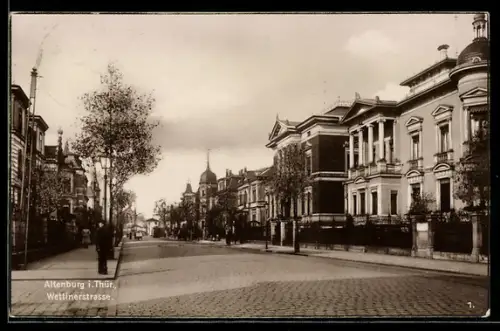 AK Altenburg i. Thür., Wettinerstrasse und Soldat
