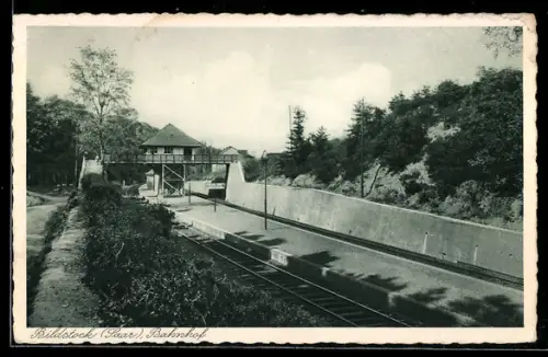 AK Bildstock, Bahnhof mit Gleisbrücke