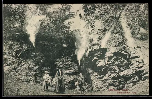 AK Sulzbach /Saar, Brennender Berg mit Ausflüglern