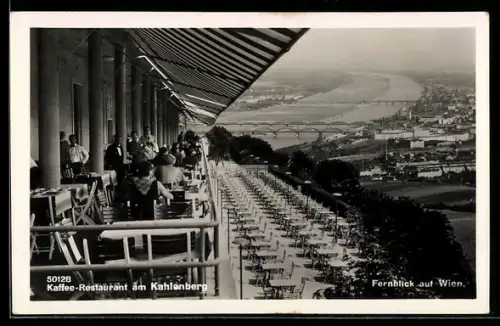 AK Wien, Kaffee-Restaurant am Kahlenberg - Fernblick auf Wien