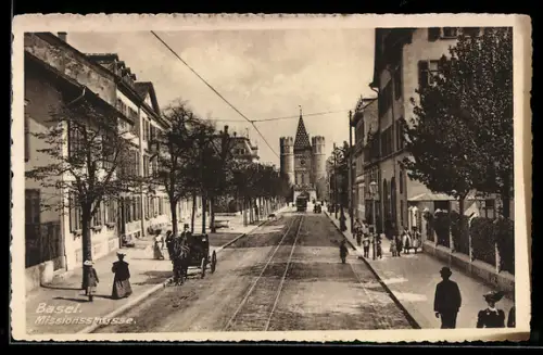 AK Basel, Missionsstrasse mit Wohnhäusern, Pferdekutsche