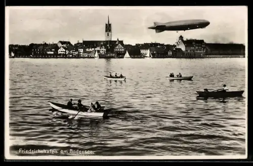 AK Zeppelin über Friedrichshafen und Ruderboote
