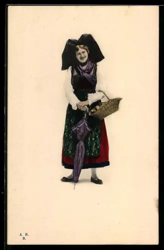 AK Dame mit Regenschirm und elsass-lothringischer Tracht