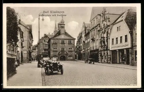 AK Bad Kissingen, Marktplatz mit Rathaus, Drogerie Ludwig Bauer, Automobile