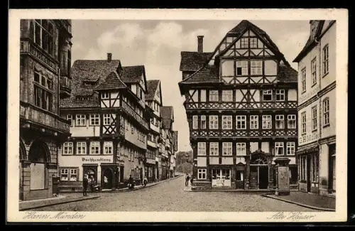 AK Hann. Münden, Alte Häuser mit Buchhandlung, Fachwerkhäuser