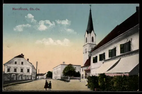 AK Marchtrenk /Ob.-Oe., Ortspartie mit Kirche, Panorama