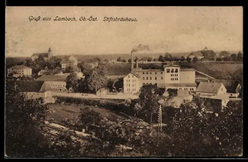 AK Lambach /Ob. Öst., Stiftsbräuhaus mit Umgebung u. Ortspanorama aus der Vogelschau
