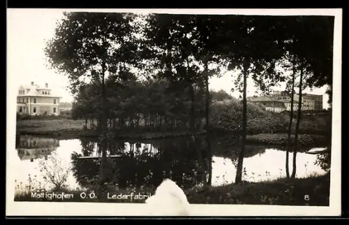 AK Mattighofen /O.Ö., Lederfabrik, Ansicht vom Wasser