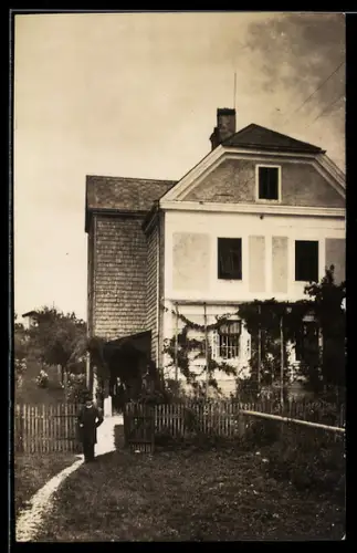 Foto-AK Munderfing, Haus mit Garten