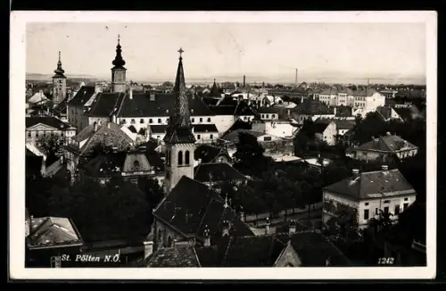 AK St. Pölten /N.Ö., Panorama mit Kirchen