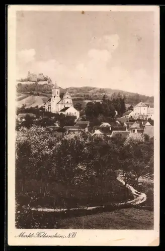 AK Markt Falkenstein /N.Ö., Panorama mit Kirche und Burg