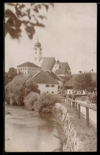 AK Wartberg a. d. Krems, Flussufer mit Häusern und Kirche