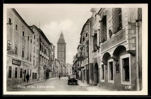 AK Enns /O.-Oe., Linzerstrasse mit Gasthof zur Krone