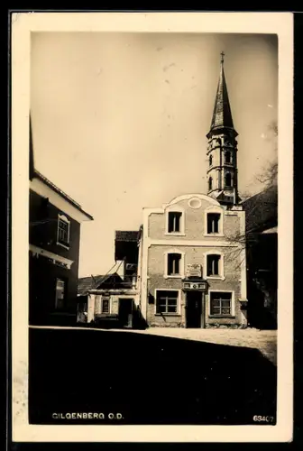 AK Gilgenberg am Weilhart, Teilansicht mit Kirche und Häusern