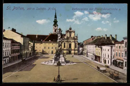 AK St. Pölten /N.-Öe., Rathausplatz mit Franziskanerkirche und Dreifaltigkeitssäule