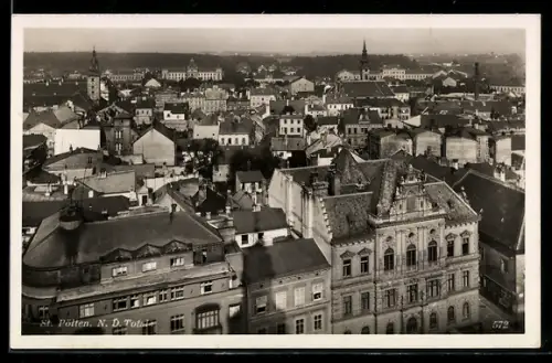 AK St. Pölten /N.-Ö., Panorama mit Rathaus und Kirchen
