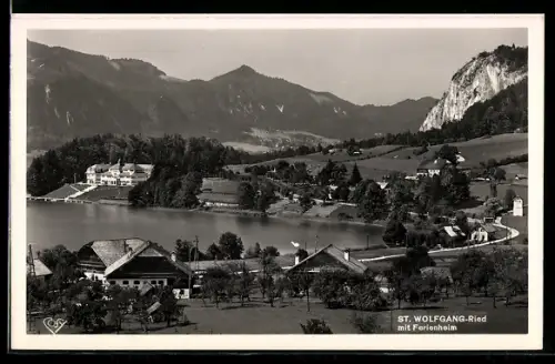 AK St. Wolfgang, Ried, Ortsansicht mit Ferienheim
