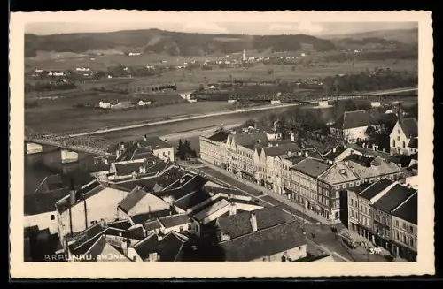 AK Braunau a. Inn, Panorama mit Inn und Brücke