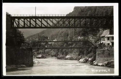 AK Weyer, Eisenbahn- und Strassenbrücken über Fluss