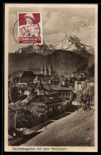 AK Berchtesgaden, Stadtansicht mit Watzmann