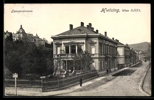 AK Wien, Hietzing, Partie in der Lainzerstrasse mit Passanten