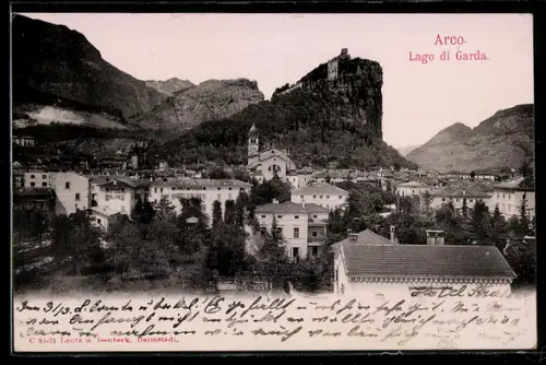 AK Arco /Lago di Garda, Vista panoramica con castello e chiesa nel paesaggio montano