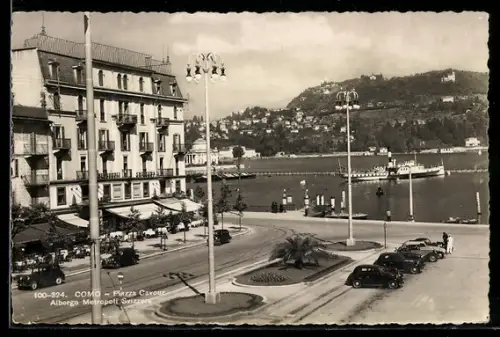 AK Como, Piazza Cavour con Albergo Metropole Suisse e battello sul lago