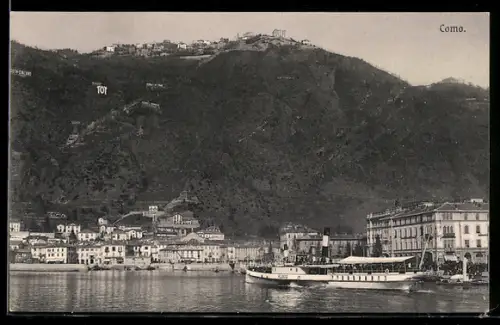 AK Como, Veduta panoramica con nave a vapore sul lago