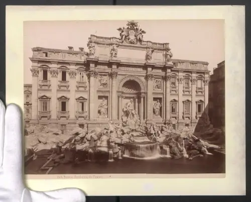 Fotografie unbekannter Fotograf, Ansicht Roma, Fontana di Trevi, Trevibrunnen, Grossformat 31 x 24cm