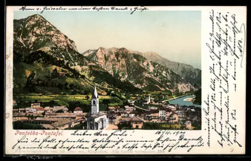 AK Pontebba, Veduta panoramica del paese con montagne sullo sfondo
