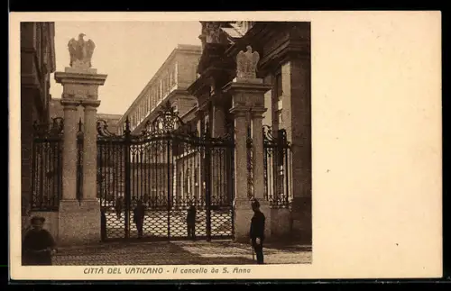 AK Città del Vaticano, Il cancello da S. Anna