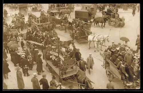 AK Berlin-Tiergarten, Verkehrsarbeiterstreik am Potsdamer Platz 1919