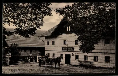 AK Peterskirchen b. Ried, Reisingers Gasthaus im Ort