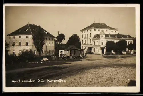 AK Aurolzmünster /O. Ö., Blick zur Kunstmühle, Circus-Wohnwagen