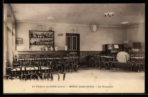 AK La Valle-en-Gier /Loire, Hotel Sans-Souci, La Brasserie