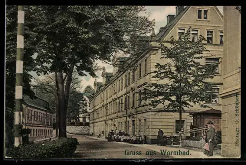 AK Warmbad, Strassenpartie mit Kurhotel