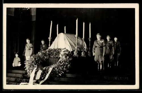 AK Aufbahrung des Sarges von Präsident Masaryk (TGM)